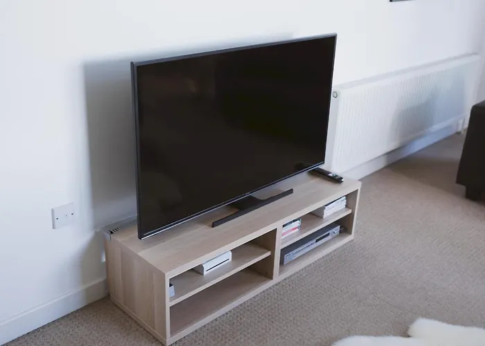 Pass The Keys Lovely 2-Bed Flat Glasgow Harbour Free Parking